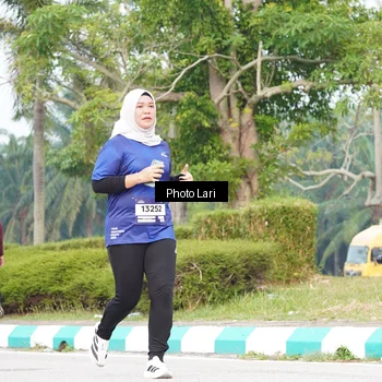 Runner Photo 7310476