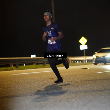Runner Photo 7310504