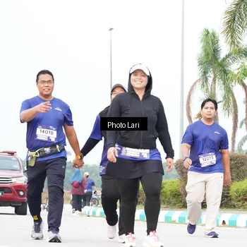 Runner Photo 7310524
