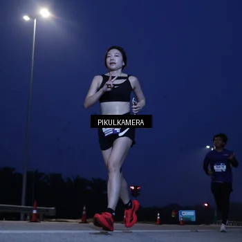Runner Photo 7310553