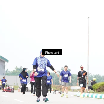 Runner Photo 7310554