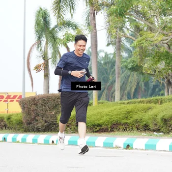 Runner Photo 7310572