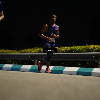 Runner Photo 7310573
