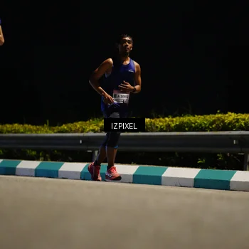 Runner Photo 7310578