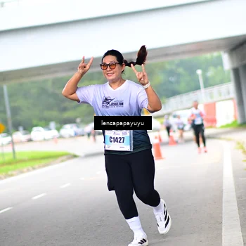 Runner Photo 7310591