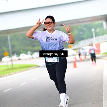 Runner Photo 7310600