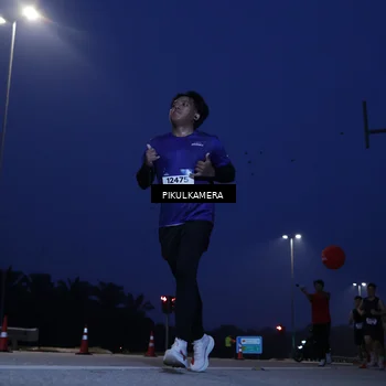 Runner Photo 7310604