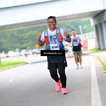 Runner Photo 7310618