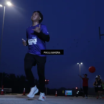 Runner Photo 7310626