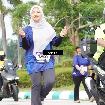 Runner Photo 7310638