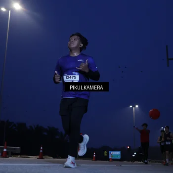 Runner Photo 7310641