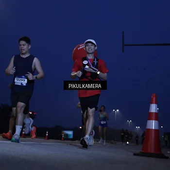 Runner Photo 7310673