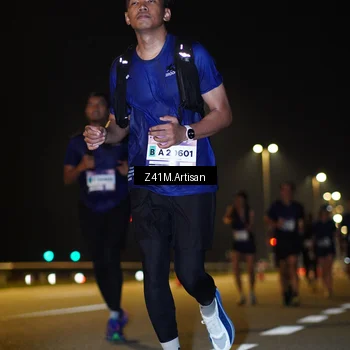 Runner Photo 7310687