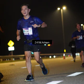 Runner Photo 7310694