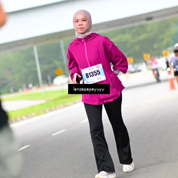Runner Photo 7310697