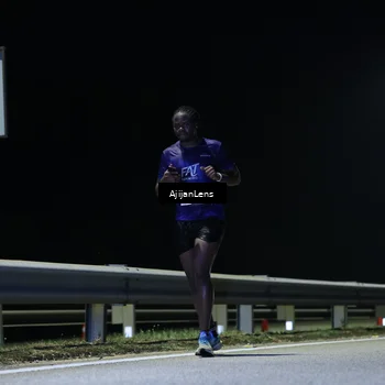Runner Photo 7310712