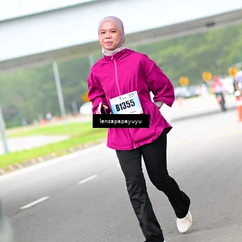 Runner Photo 7310718