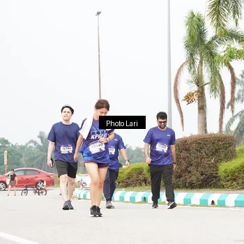 Runner Photo 7310720