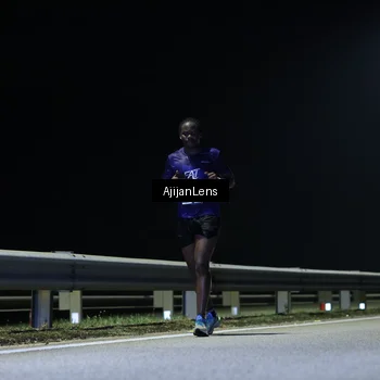 Runner Photo 7310723