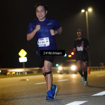 Runner Photo 7310733