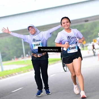 Runner Photo 7310749