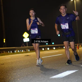 Runner Photo 7310765