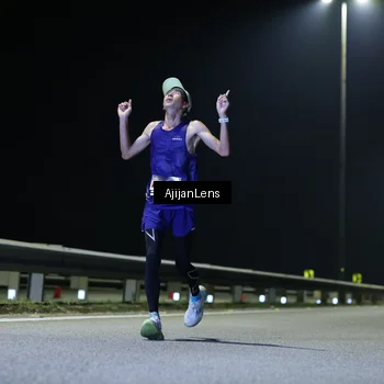 Runner Photo 7310768