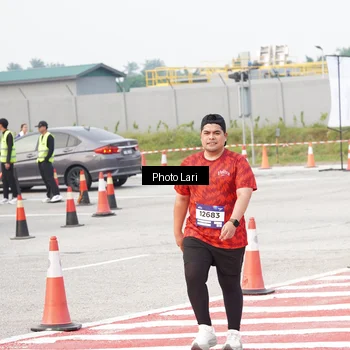 Runner Photo 7310770