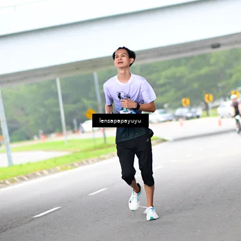 Runner Photo 7310773