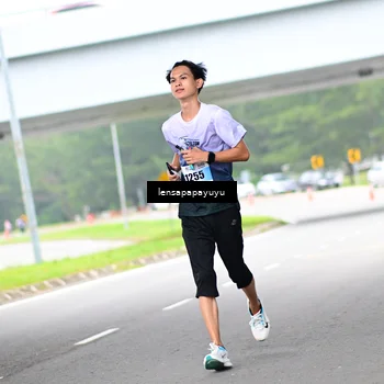 Runner Photo 7310779