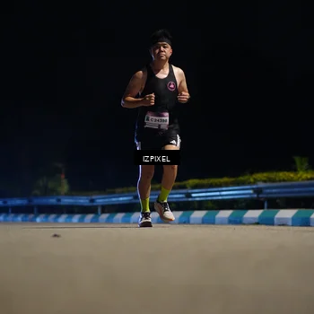 Runner Photo 7310819
