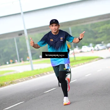 Runner Photo 7310820