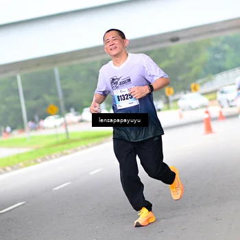 Runner Photo 7310836