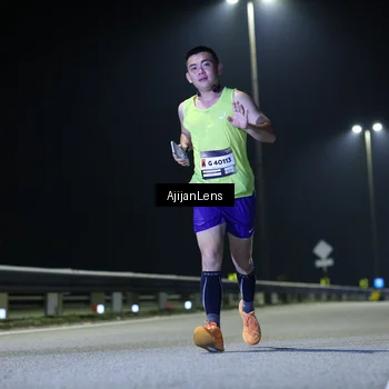 Runner Photo 7310840