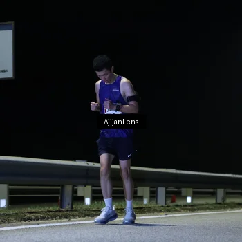 Runner Photo 7310852