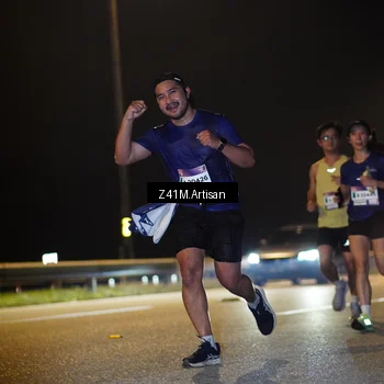 Runner Photo 7310859