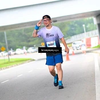 Runner Photo 7310872