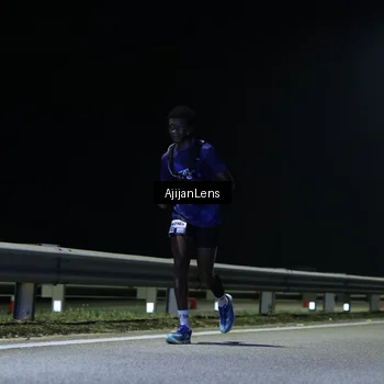 Runner Photo 7310882