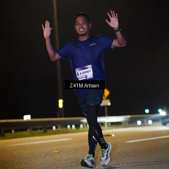 Runner Photo 7310891