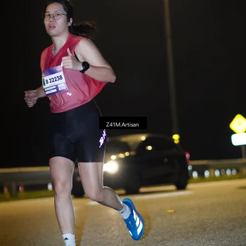 Runner Photo 7310893