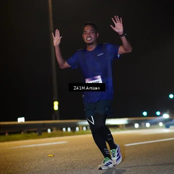 Runner Photo 7310916