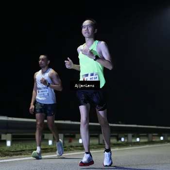 Runner Photo 7310924