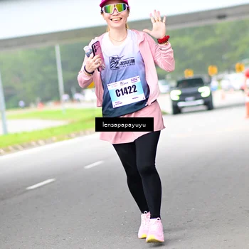 Runner Photo 7310946