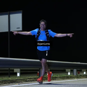 Runner Photo 7310947