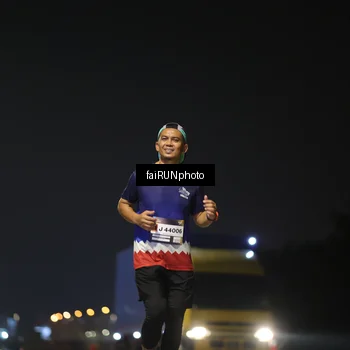Runner Photo 7310950