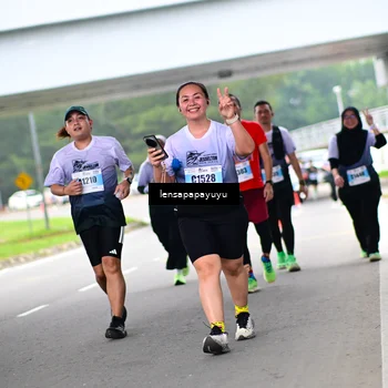 Runner Photo 7310957