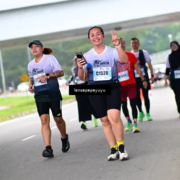 Runner Photo 7310960
