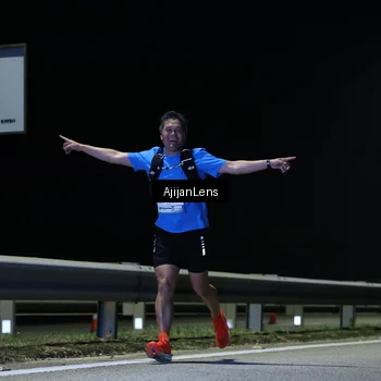 Runner Photo 7310992