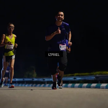 Runner Photo 7311000