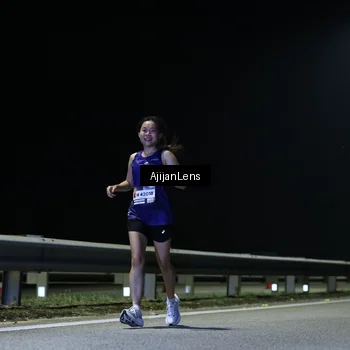 Runner Photo 7311001